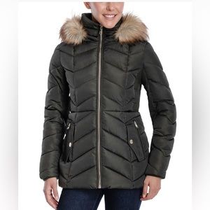 NWT London Fog Women's Short Puffer Coat w/ Detachable Faux Fur Hood, Dk Moss, L